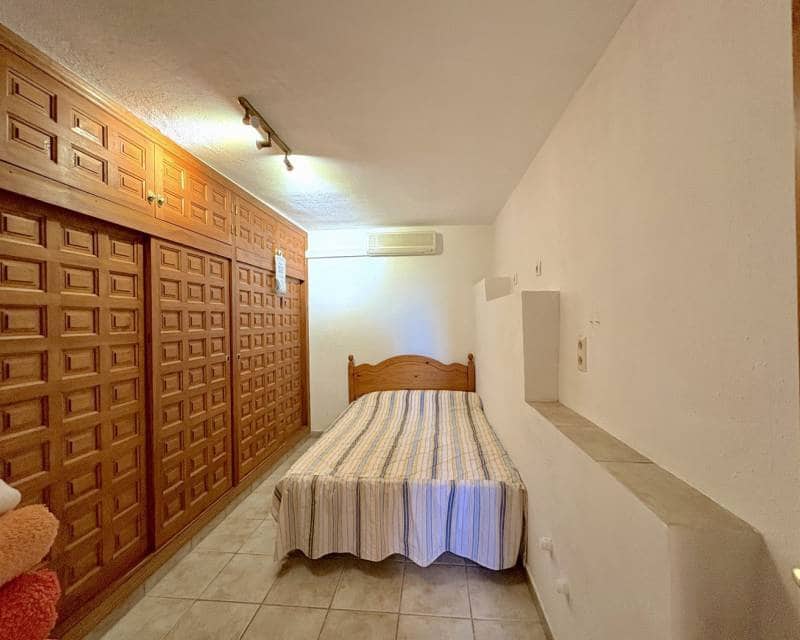 4 soverom Villa til salgs i Benitachell / Benitatxell med svømmebasseng - € 595 000 (Ref: 9782235)