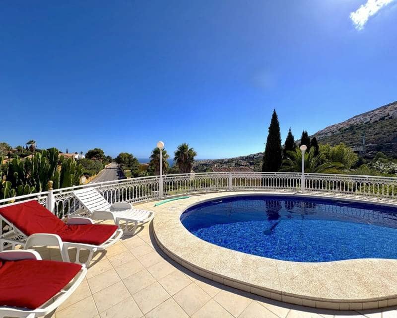 4 soverom Villa til salgs i Benitachell / Benitatxell med svømmebasseng - € 595 000 (Ref: 9782235)