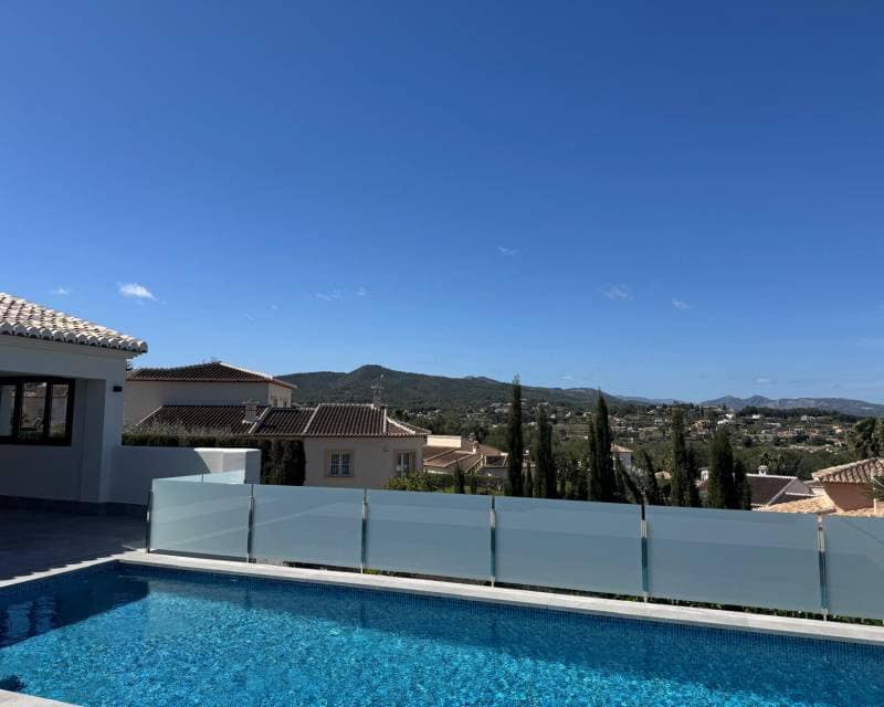 3 soveværelse Villa til salg i Javea / Xabia med swimmingpool - € 1.190.000 (Ref: 9782237)