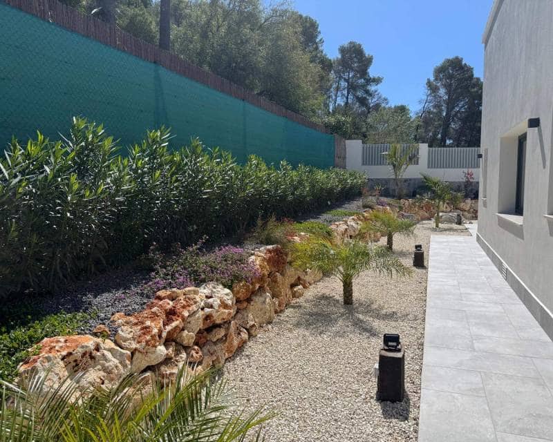 3 soveværelse Villa til salg i Javea / Xabia med swimmingpool - € 1.190.000 (Ref: 9782237)