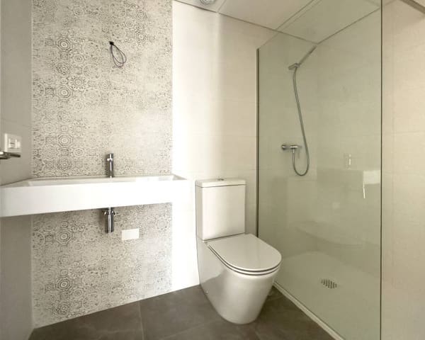 Apartamento de 3 habitaciones en Centro ciudad, Javea / Xàbia en alquiler con piscina garaje - 2.000 € (Ref: 9783474)