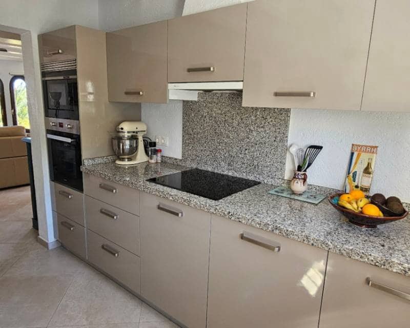 4 soverom Villa til salgs i Pinosol med svømmebasseng - € 875 000 (Ref: 9807116)