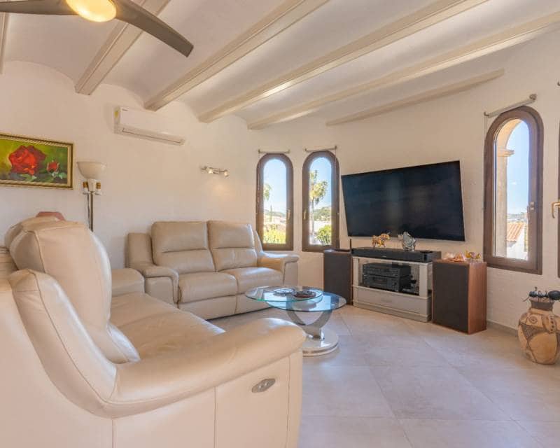 4 soverom Villa til salgs i Pinosol med svømmebasseng - € 875 000 (Ref: 9807116)