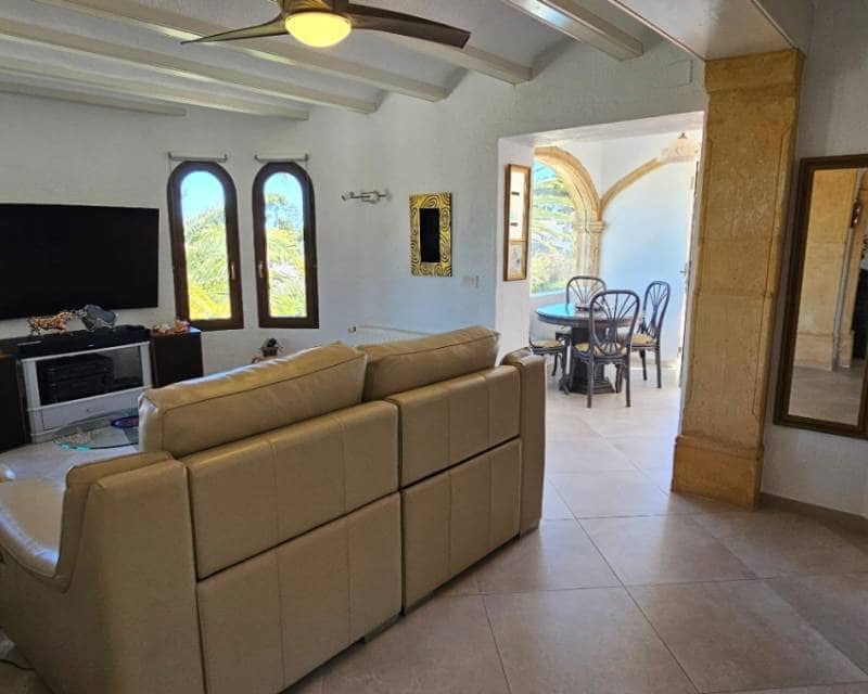 4 soverom Villa til salgs i Pinosol med svømmebasseng - € 875 000 (Ref: 9807116)