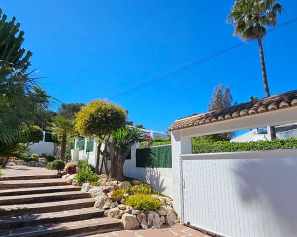 4 soverom Villa til salgs i Pinosol, Javea / Xàbia med svømmebasseng - € 875 000 (Ref: 9807116)