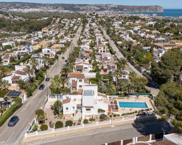 4 soverom Villa til salgs i Pinosol, Javea / Xàbia med svømmebasseng - € 875 000 (Ref: 9807116)