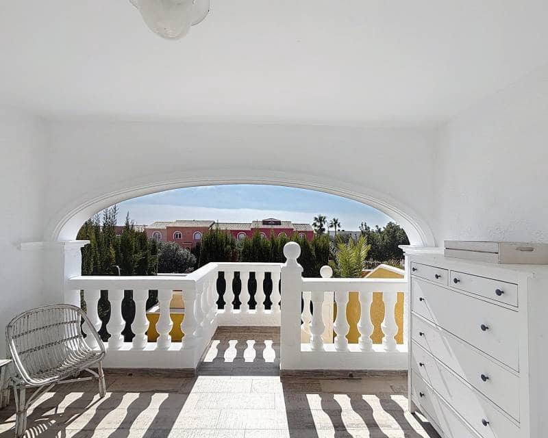 Apartamento de 2 habitaciones en Benitachell / Benitatxell en venta con piscina - 259.000 € (Ref: 9807118)