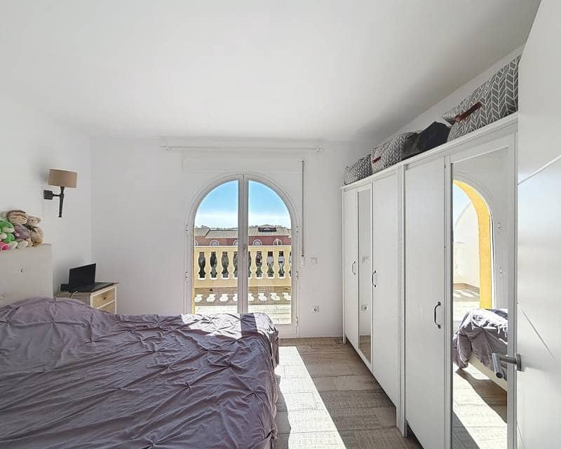 Apartamento de 2 habitaciones en Benitachell / Benitatxell en venta con piscina - 259.000 € (Ref: 9807118)