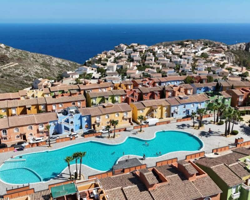 Apartamento de 2 habitaciones en Benitachell / Benitatxell en venta con piscina - 259.000 € (Ref: 9807118)