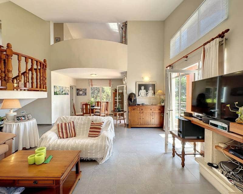 4 Zimmer Villa zu verkaufen in Benitachell / Benitatxell mit Pool - 750.000 € (Ref: 9807119)