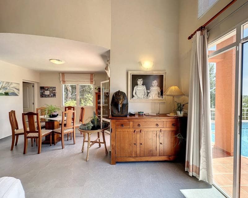 4 Zimmer Villa zu verkaufen in Benitachell / Benitatxell mit Pool - 750.000 € (Ref: 9807119)