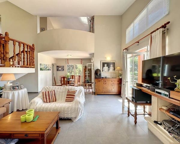 4 Zimmer Villa zu verkaufen in Benitachell / Benitatxell mit Pool - 750.000 € (Ref: 9807119)