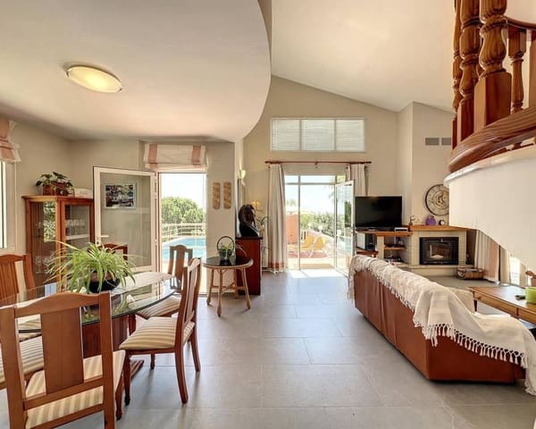 4 Zimmer Villa zu verkaufen in Benitachell / Benitatxell mit Pool - 750.000 € (Ref: 9807119)