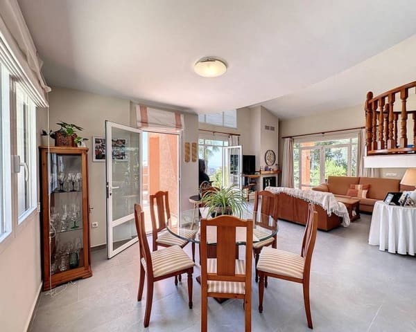 4 Zimmer Villa zu verkaufen in Benitachell / Benitatxell mit Pool - 750.000 € (Ref: 9807119)