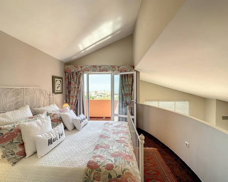 4 Zimmer Villa zu verkaufen in Benitachell / Benitatxell mit Pool - 750.000 € (Ref: 9807119)