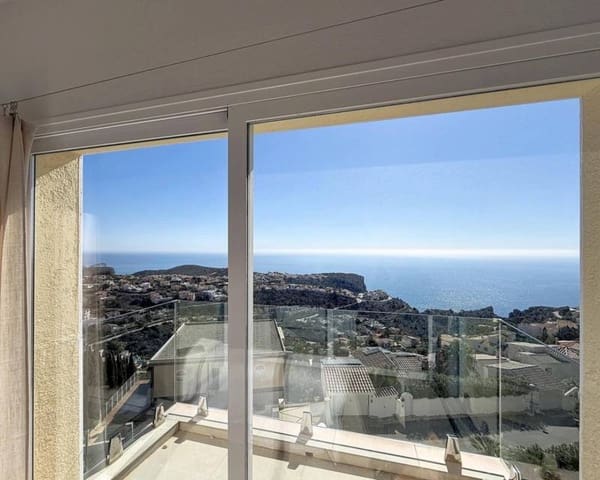 4 bedroom Villa for sale in Benitachell / Benitatxell with pool garage - € 980,000 (Ref: 9807121)