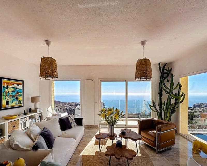 4 bedroom Villa for sale in Benitachell / Benitatxell with pool garage - € 980,000 (Ref: 9807121)