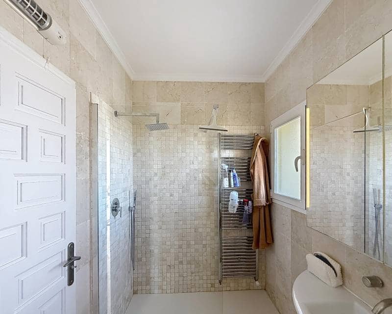 4 bedroom Villa for sale in Benitachell / Benitatxell with pool garage - € 980,000 (Ref: 9807121)