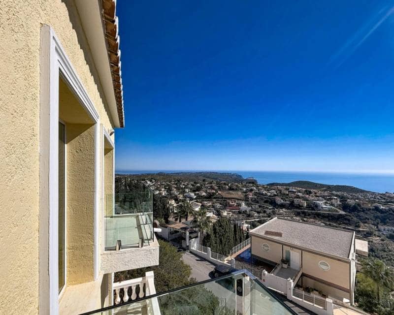 4 bedroom Villa for sale in Benitachell / Benitatxell with pool garage - € 980,000 (Ref: 9807121)