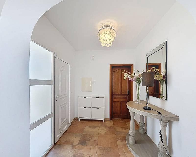 4 Zimmer Villa zu verkaufen in Benitachell / Benitatxell mit Pool - 995.000 € (Ref: 9807122)