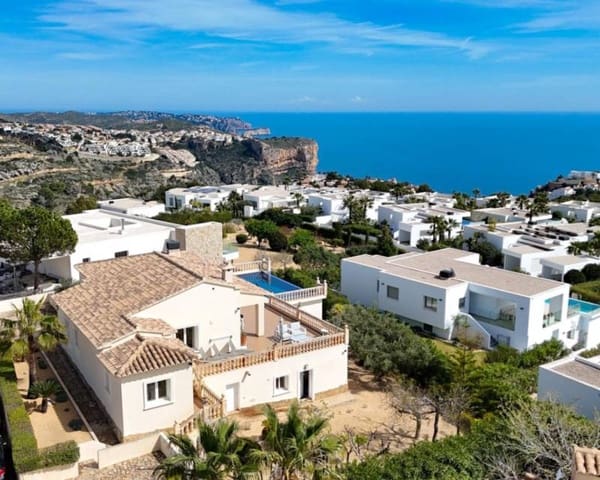 4 Zimmer Villa zu verkaufen in Benitachell / Benitatxell mit Pool - 995.000 € (Ref: 9807122)