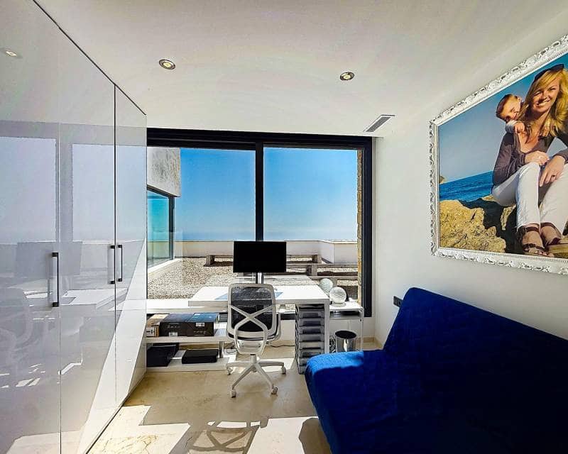 4 bedroom Villa for sale in Benitachell / Benitatxell with pool - € 2,450,000 (Ref: 9819158)