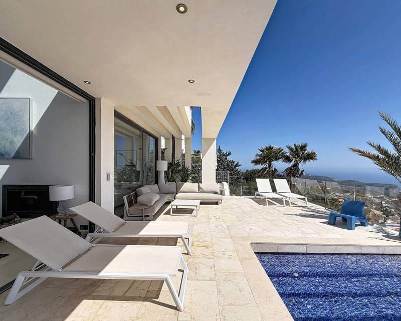4 bedroom Villa for sale in Benitachell / Benitatxell with pool - € 2,450,000 (Ref: 9819158)
