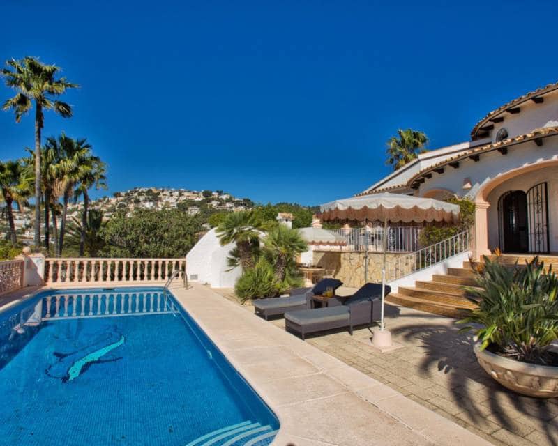 3 bedroom Villa for sale in Benissa with pool garage - € 1,200,000 (Ref: 9838381)