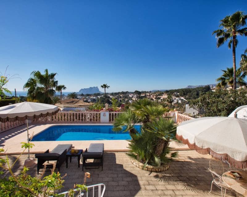 3 bedroom Villa for sale in Benissa with pool garage - € 1,200,000 (Ref: 9838381)