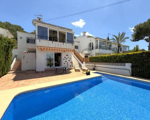 4 soveværelse Villa til salg i Paichi, Teulada-Moraira med swimmingpool - € 475.000 (Ref: 9844170)