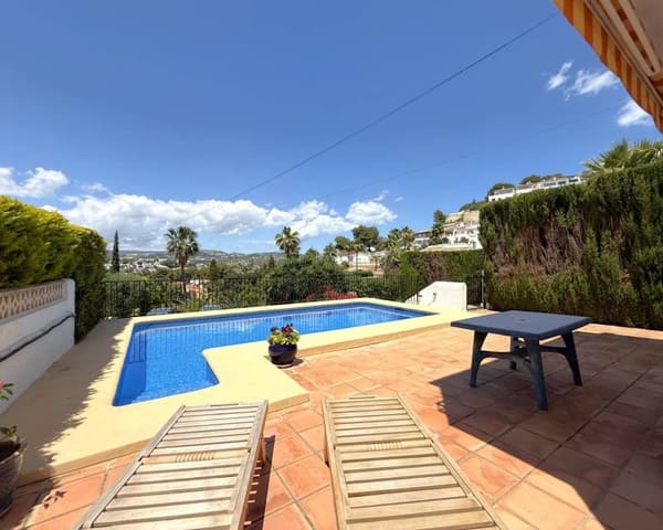 4 soveværelse Villa til salg i Paichi, Teulada-Moraira med swimmingpool - € 475.000 (Ref: 9844170)