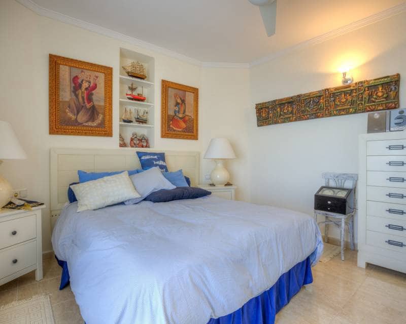 3 bedroom Apartment for sale in Moraira with garage - € 765,000 (Ref: 9844171)