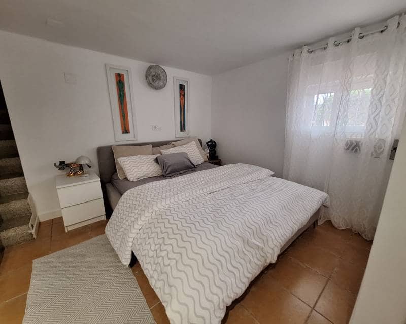 5 bedroom Villa for sale in Moraira with pool garage - € 1,200,000 (Ref: 9844172)