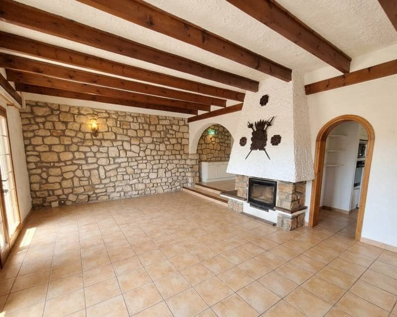 5 bedroom Villa for sale in Moraira with pool garage - € 1,200,000 (Ref: 9844172)