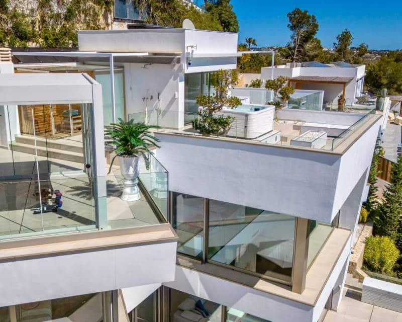 4 bedroom Villa for sale in Moraira with pool - € 3,200,000 (Ref: 9844173)