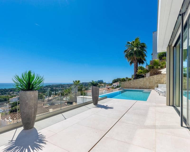 4 bedroom Villa for sale in Moraira with pool - € 3,200,000 (Ref: 9844173)
