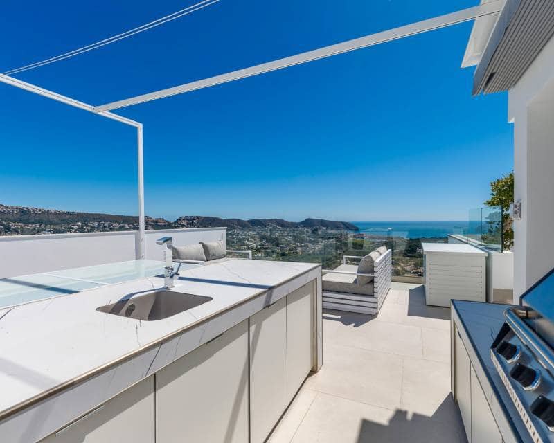 4 bedroom Villa for sale in Moraira with pool - € 3,200,000 (Ref: 9844173)