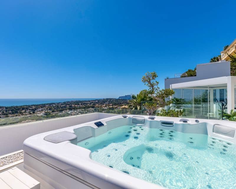 4 bedroom Villa for sale in Moraira with pool - € 3,200,000 (Ref: 9844173)