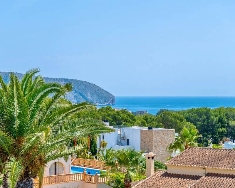 3 bedroom Villa for sale in Moraira with pool - € 1,150,000 (Ref: 9844174)