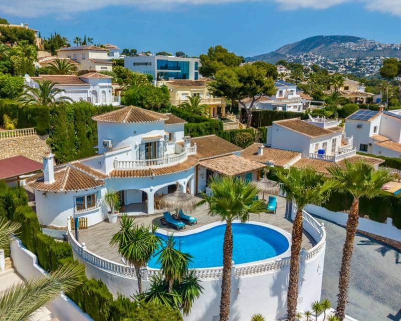 3 bedroom Villa for sale in Moraira with pool - € 1,150,000 (Ref: 9844174)