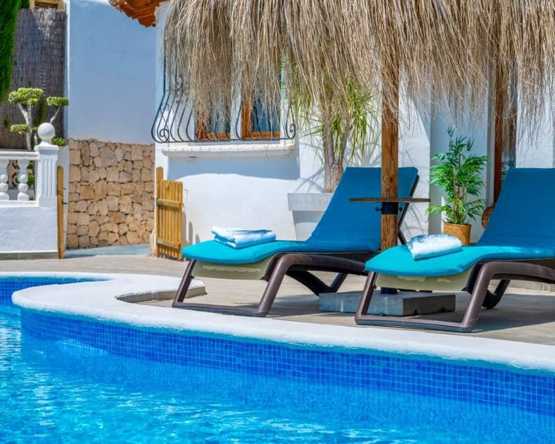 3 bedroom Villa for sale in Moraira with pool - € 1,150,000 (Ref: 9844174)