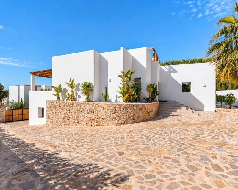 4 bedroom Villa for sale in Moraira with pool garage - € 1,995,000 (Ref: 9844175)