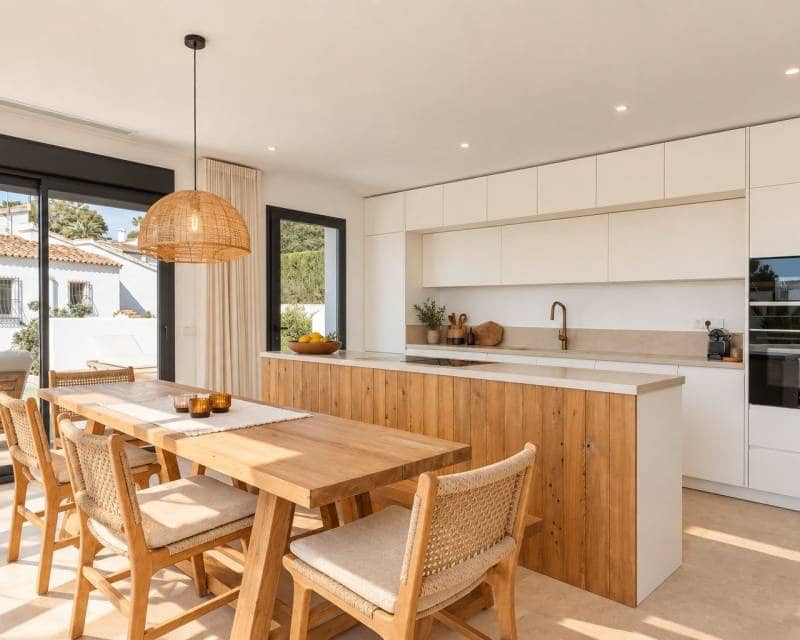 4 bedroom Villa for sale in Moraira with pool garage - € 1,995,000 (Ref: 9844175)