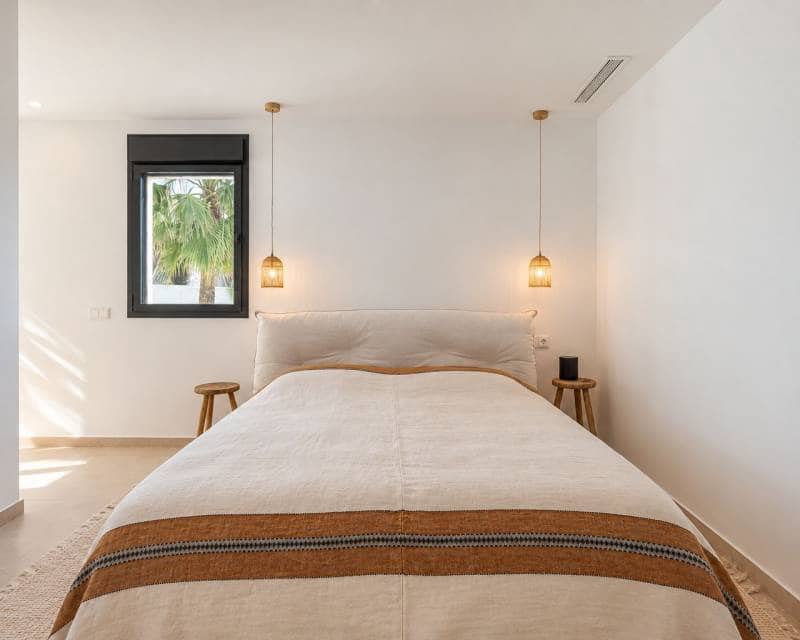 4 bedroom Villa for sale in Moraira with pool garage - € 1,995,000 (Ref: 9844175)