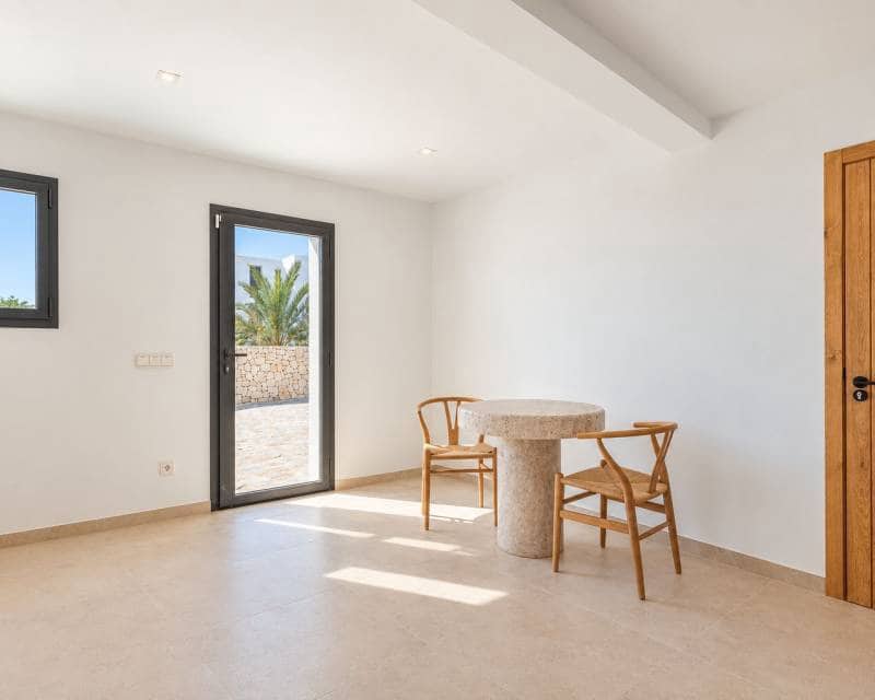 4 bedroom Villa for sale in Moraira with pool garage - € 1,995,000 (Ref: 9844175)