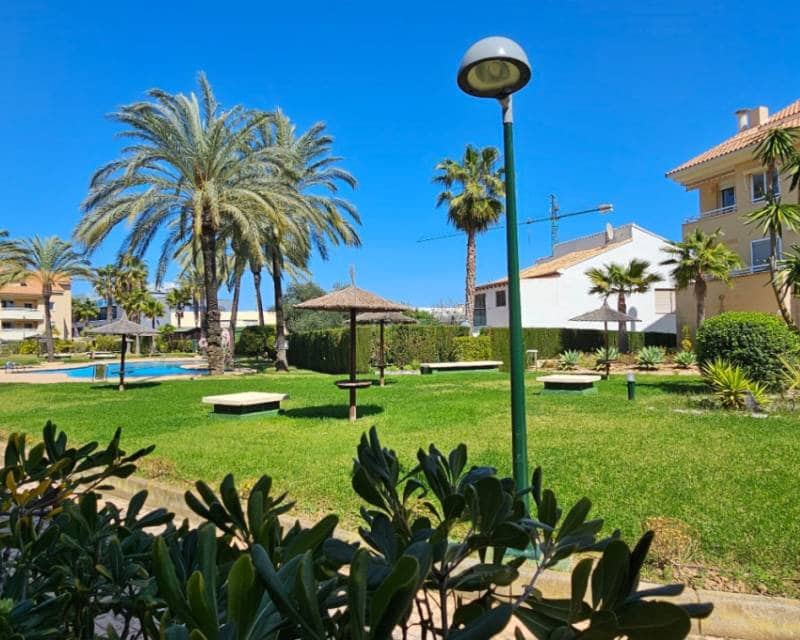 2 bedroom Apartment for sale in Javea / Xabia with pool - € 365,000 (Ref: 9844176)