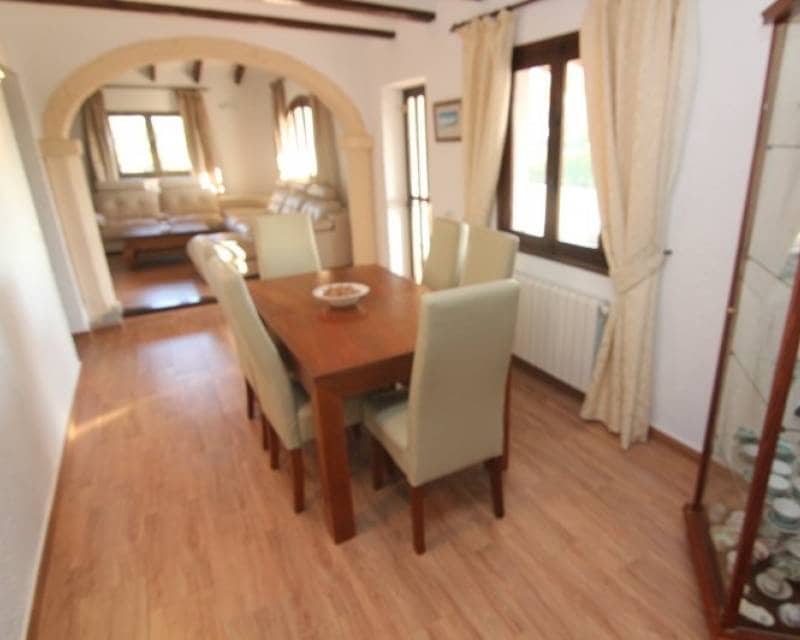Chalet de 5 habitaciones en Adsubia en venta - 630.000 € (Ref: 9844178)