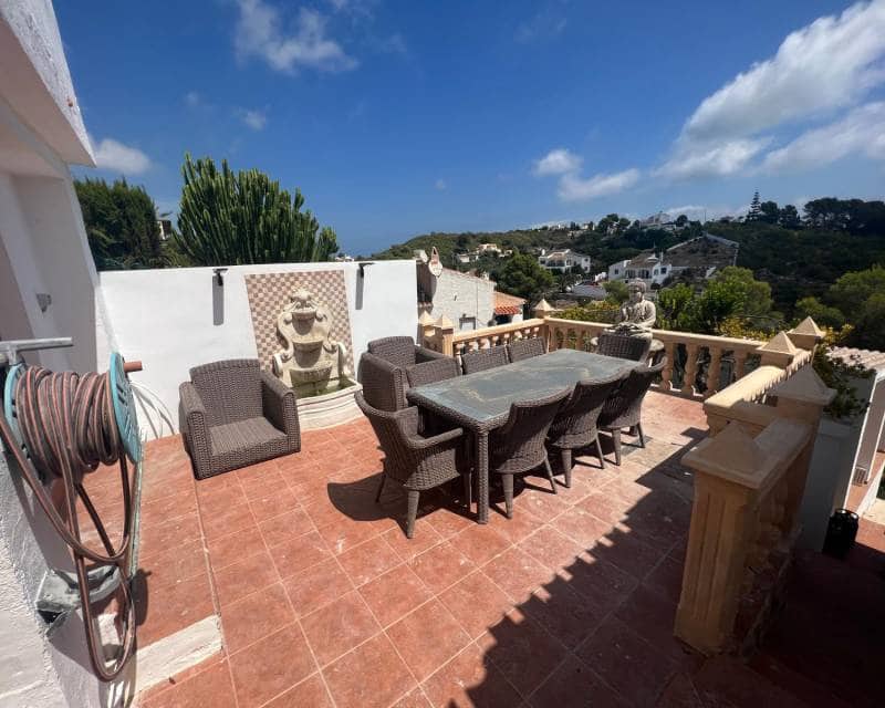 Chalet de 5 habitaciones en Adsubia en venta - 630.000 € (Ref: 9844178)