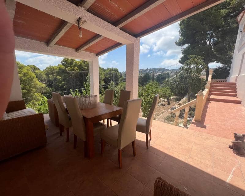 Chalet de 5 habitaciones en Adsubia en venta - 630.000 € (Ref: 9844178)