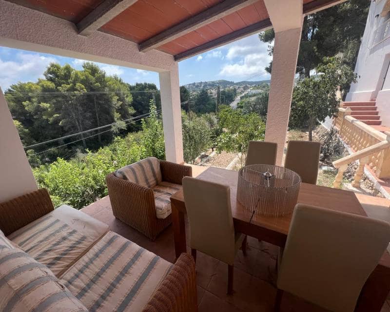Chalet de 5 habitaciones en Adsubia en venta - 630.000 € (Ref: 9844178)
